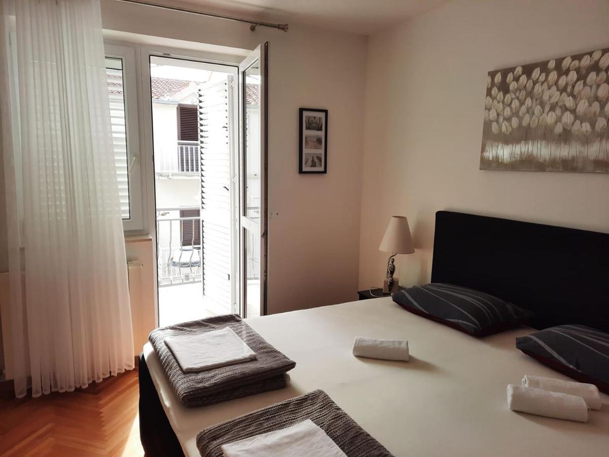 Apartments Rose Loboja Makarska Eksteriør bilde