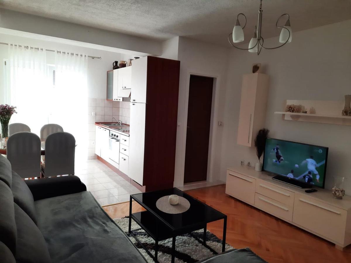 Apartments Rose Loboja Makarska Eksteriør bilde