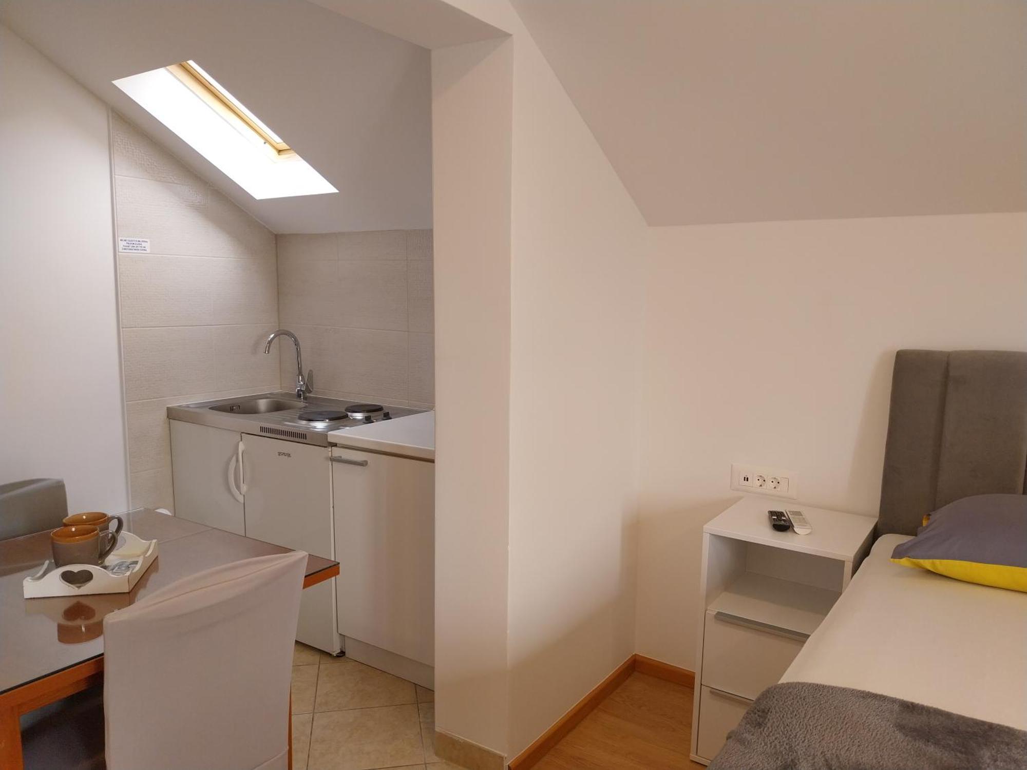 Apartments Rose Loboja Makarska Eksteriør bilde