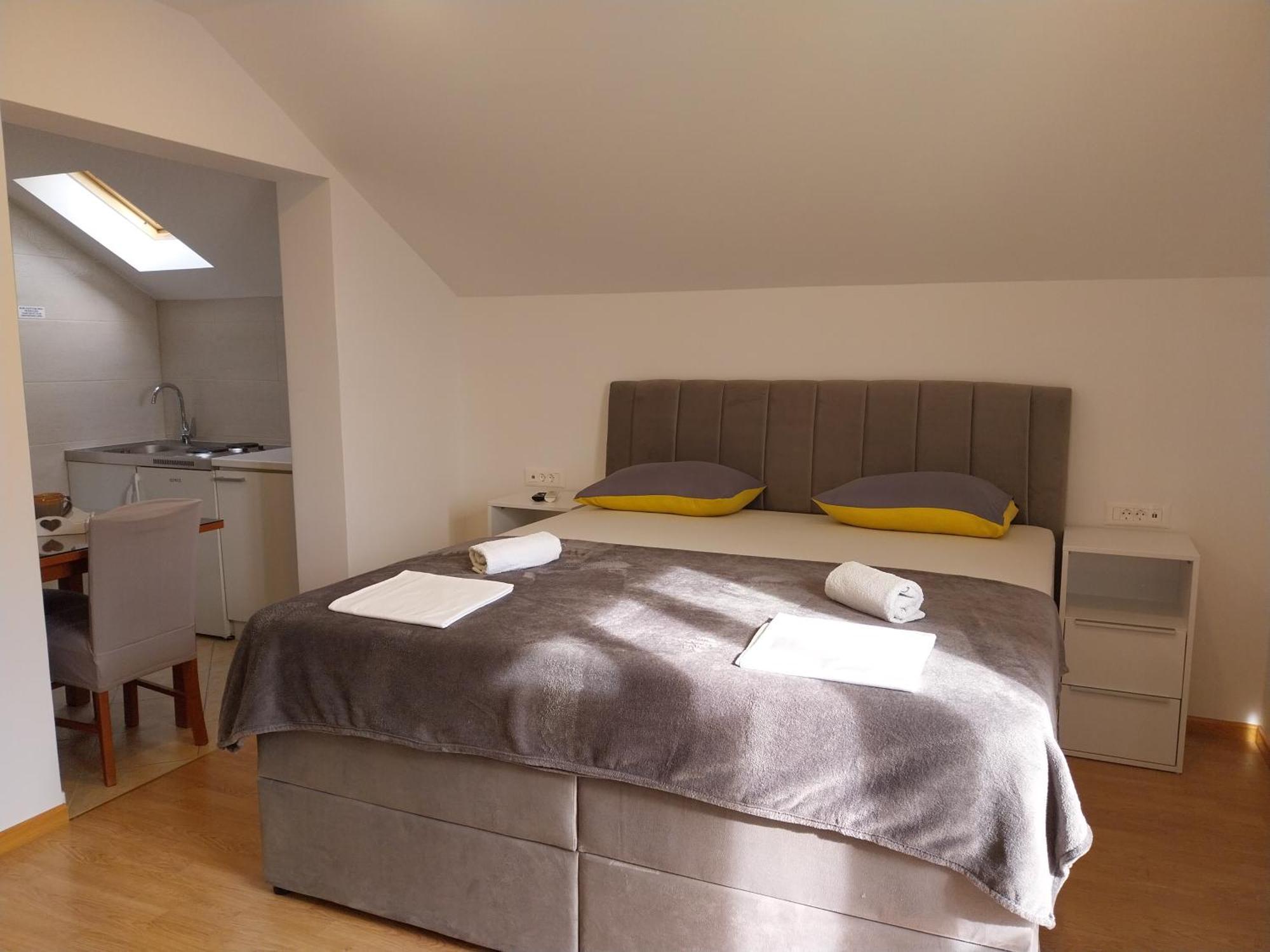 Apartments Rose Loboja Makarska Eksteriør bilde