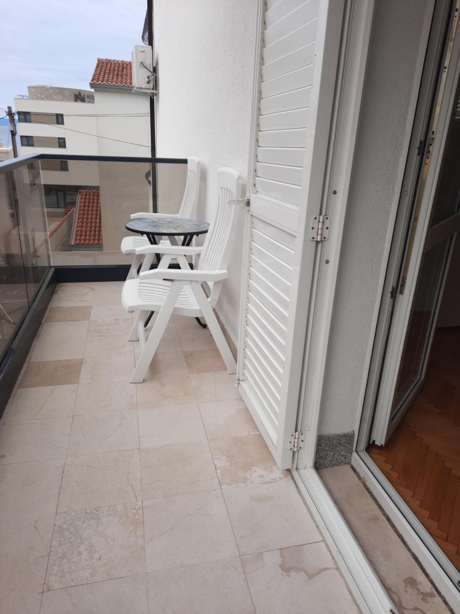 Apartments Rose Loboja Makarska Rom bilde